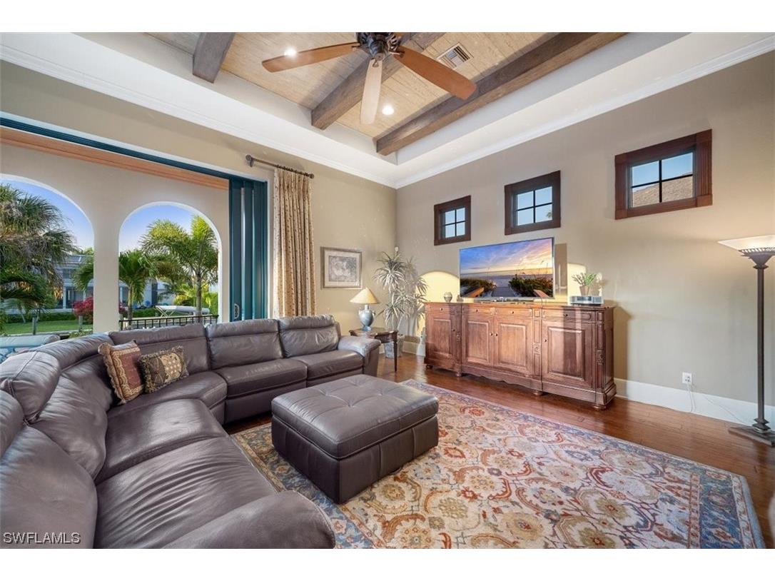 611 18th Avenue S Naples FL 34102 223084044 image5