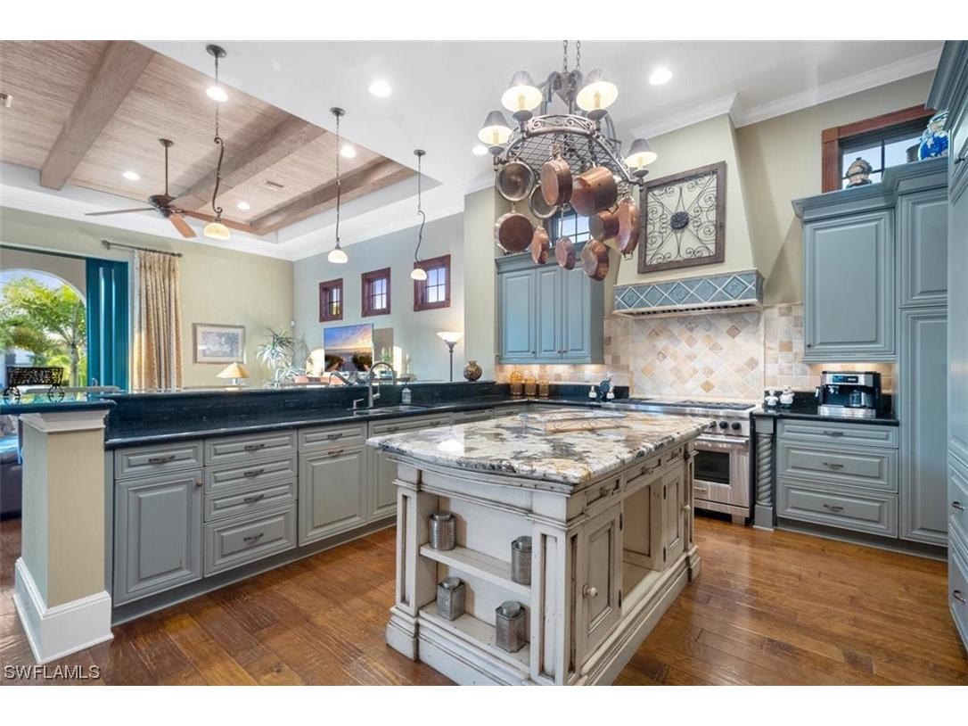 611 18th Avenue S Naples FL 34102 223084044 image6