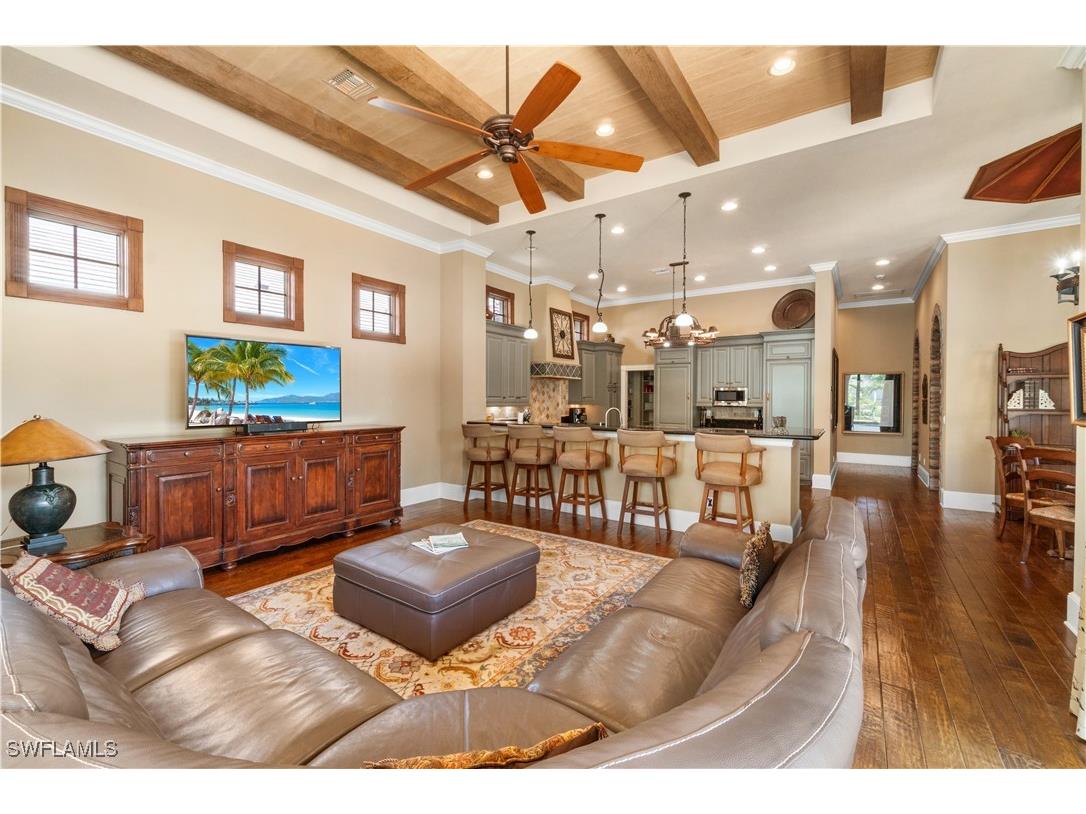 611 18th Avenue S Naples FL 34102 225066752 image2