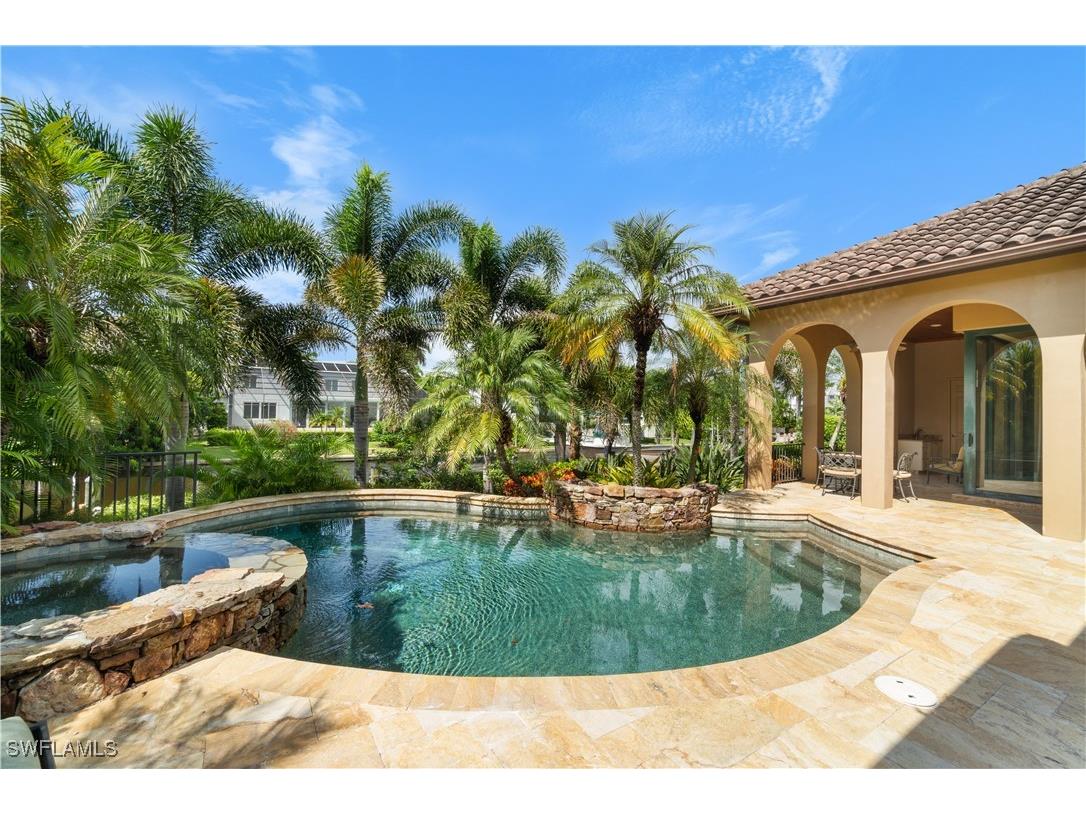 611 18th Avenue S Naples FL 34102 225066752 image27