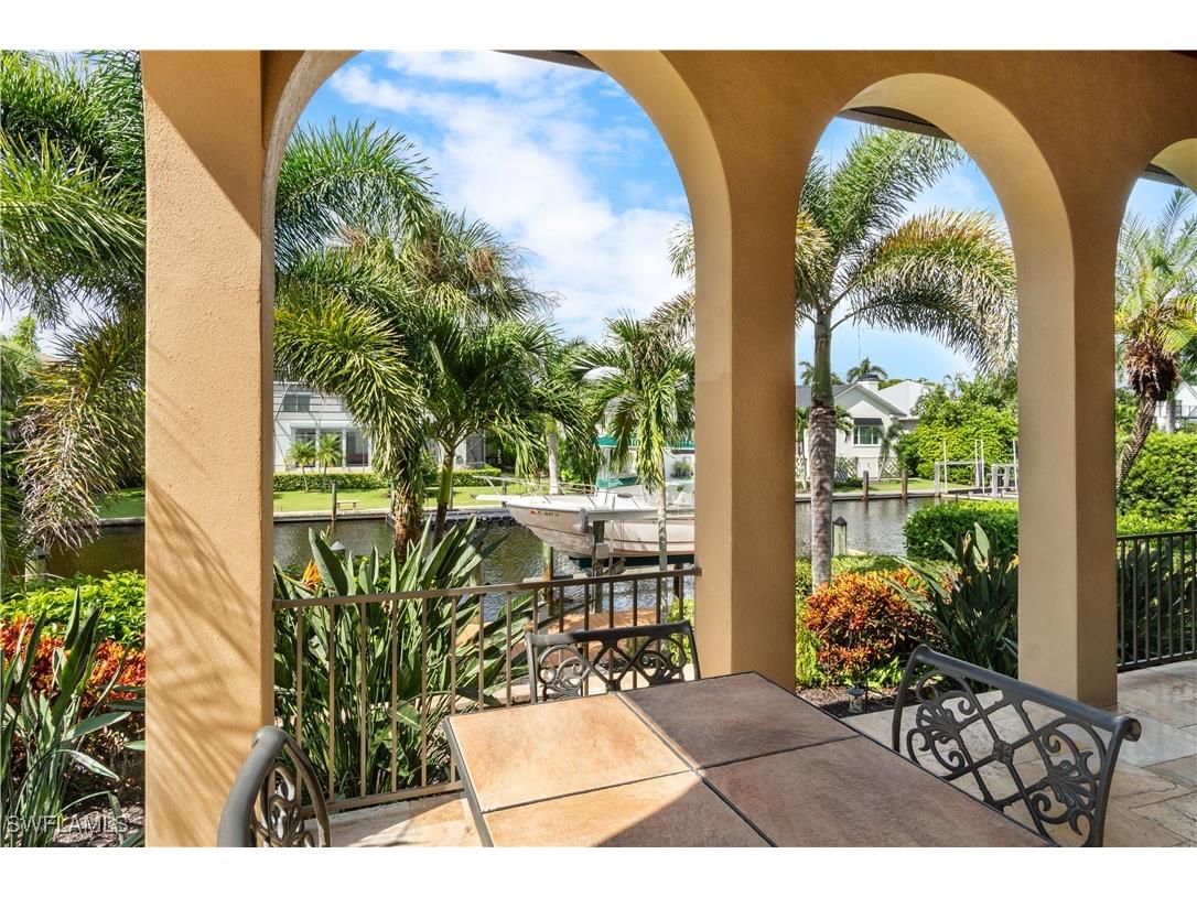 611 18th Avenue S Naples FL 34102 225066752 image29