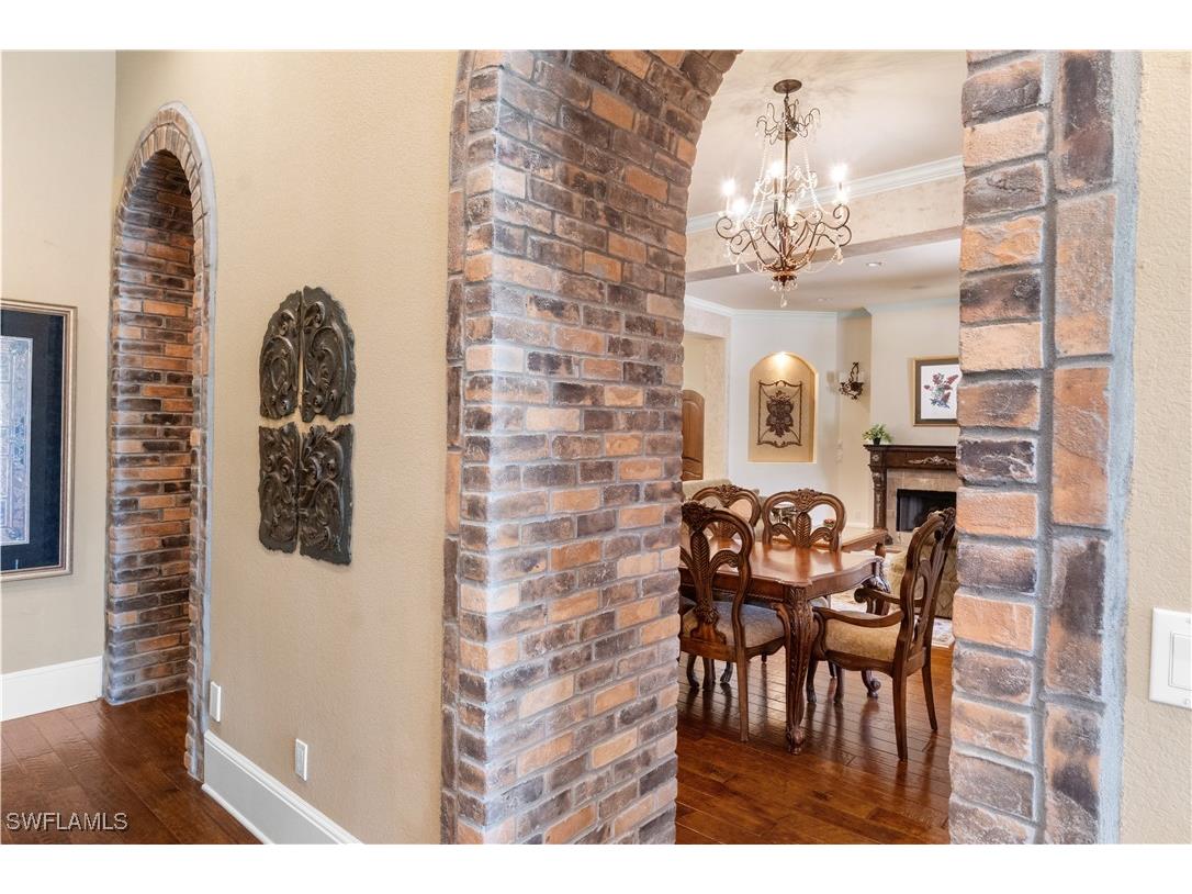 611 18th Avenue S Naples FL 34102 225066752 image6