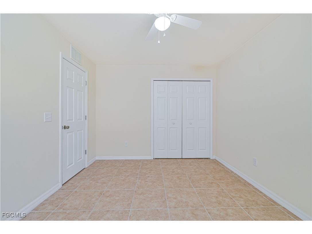 611/613 SE 14th Street Cape Coral FL 33990 2025023925 image18