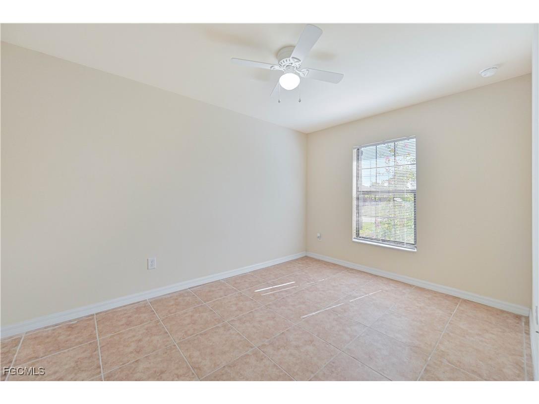 611/613 SE 14th Street Cape Coral FL 33990 2025023925 image20