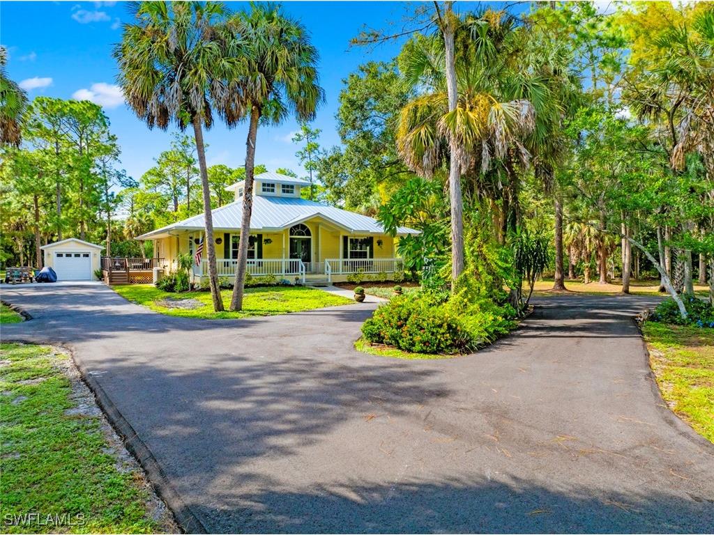 611 8th Street SE Naples FL 34117 225075575 image1