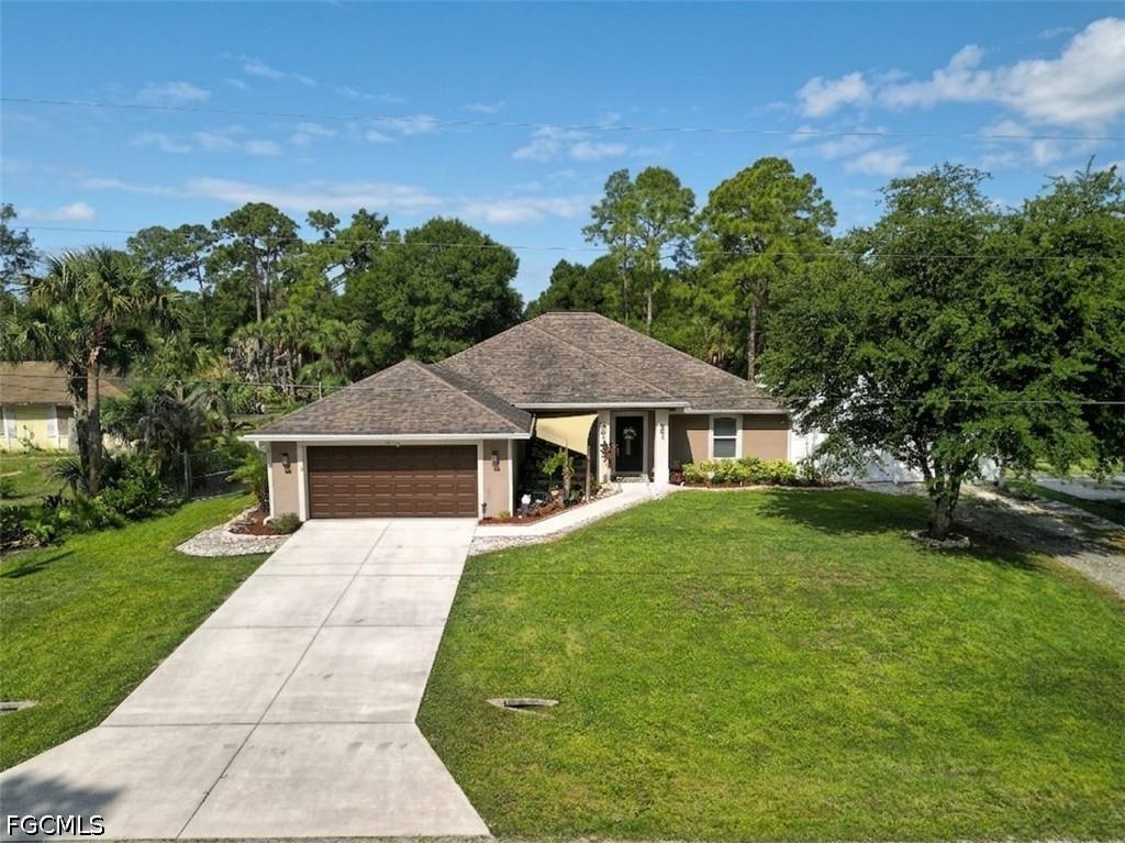 611 Cleveland Avenue Lehigh Acres FL 33972 2026016182 image1