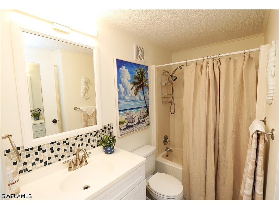 611 Palm Avenue #F30 Other FL 34140 226015527 image18