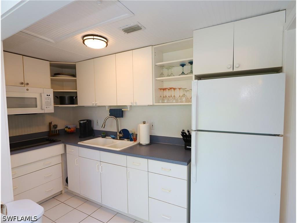 611 Palm Avenue #F30 Other FL 34140 226015527 image8