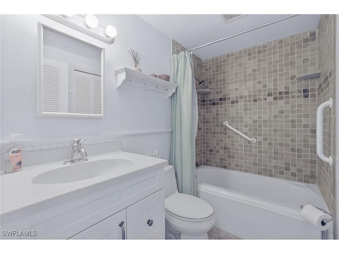 611 Palm Avenue #J40 Goodland FL 34140 225084041 image21