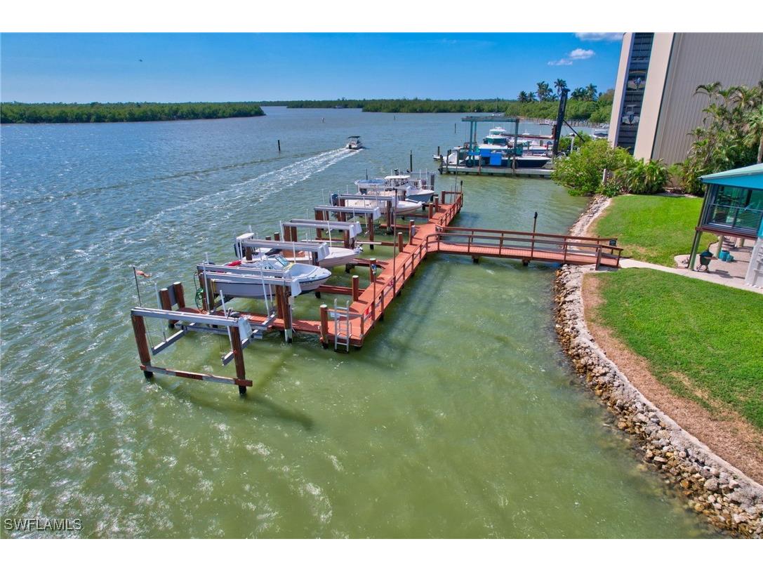 611 Palm Avenue #J40 Goodland FL 34140 225084041 image34