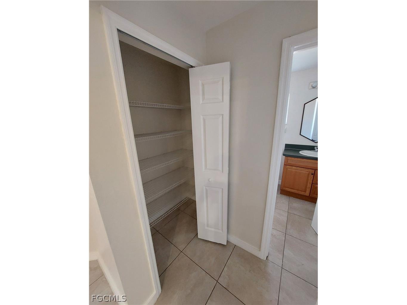 611 SE 5th Street Cape Coral FL 33990 2026011047 image11