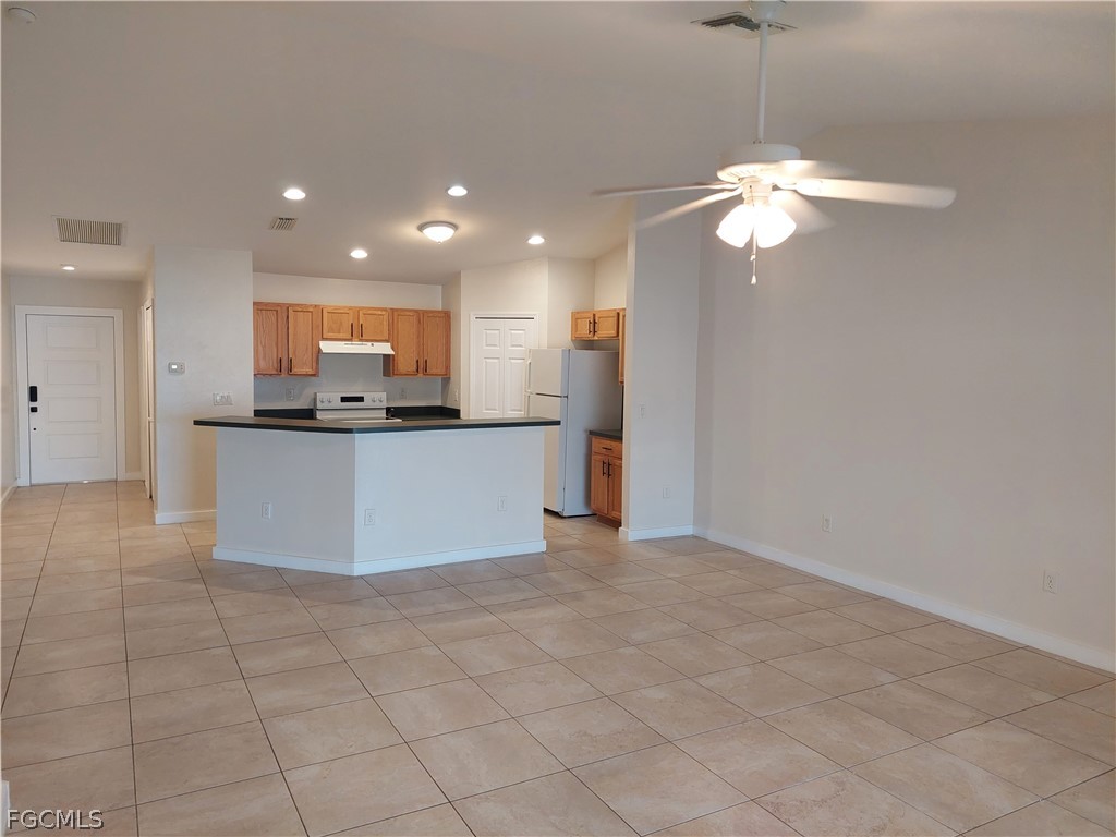 611 SE 5th Street Cape Coral FL 33990 2026011047 image5