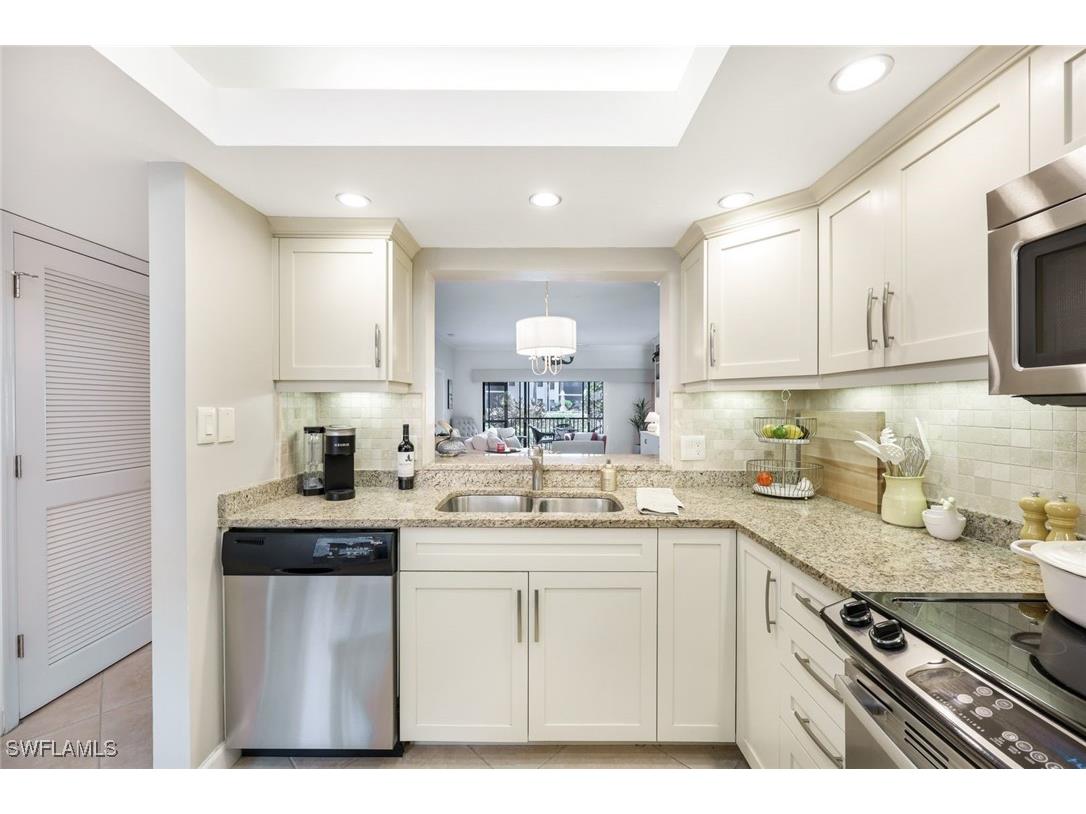 611 Serendipity Drive #611 Naples FL 34108 225064103 image6