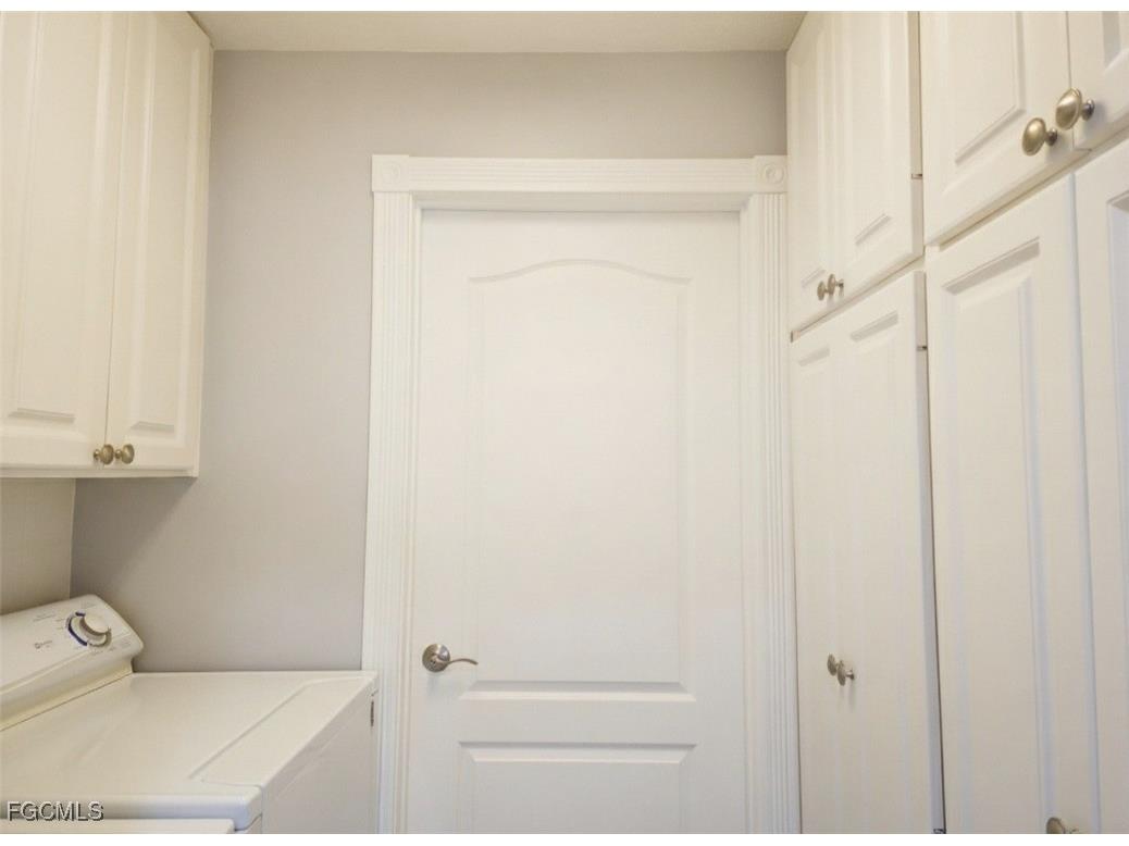 6112 Towncenter Circle Naples FL 34119 2025013201 image6