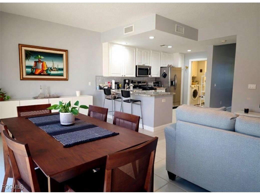 6112 Towncenter Circle Naples FL 34119 2025013201 image7