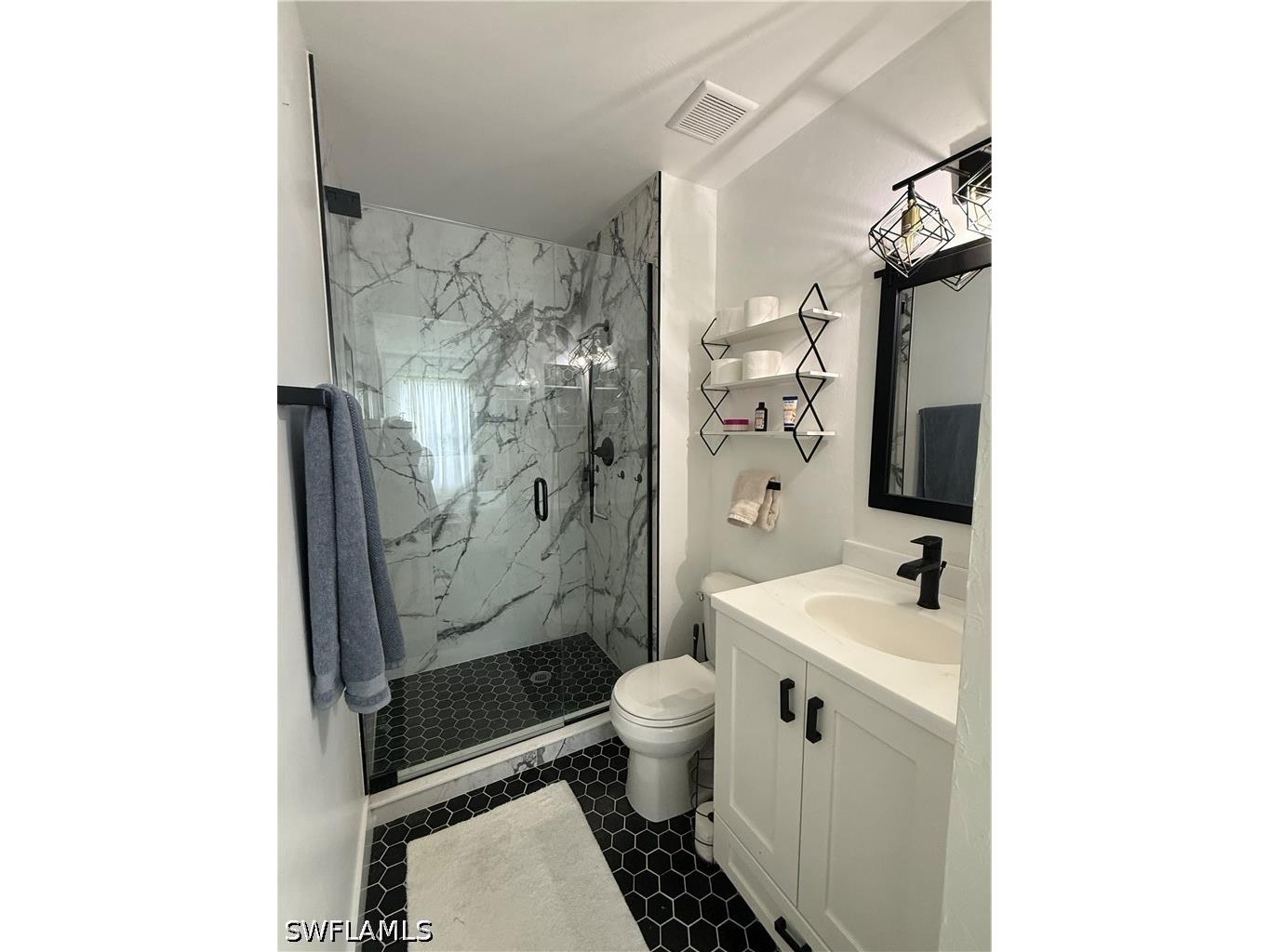 6113 Lake Front Drive Fort Myers FL 33908 226015572 image16