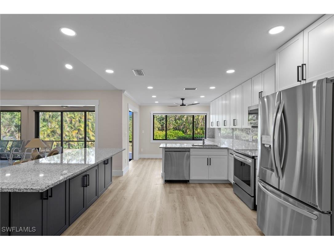 6114 Forest Villas Circle Fort Myers FL 33908 225083808 image10