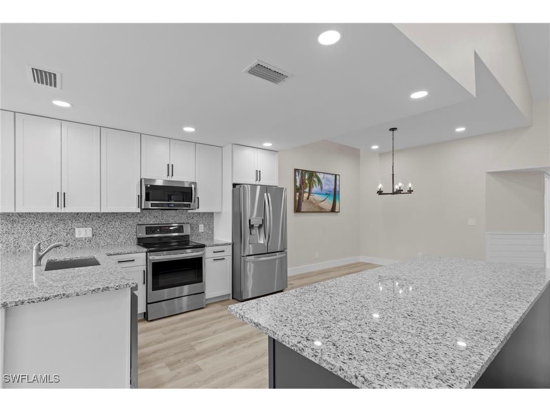 6114 Forest Villas Circle Fort Myers FL 33908 225083808 image11