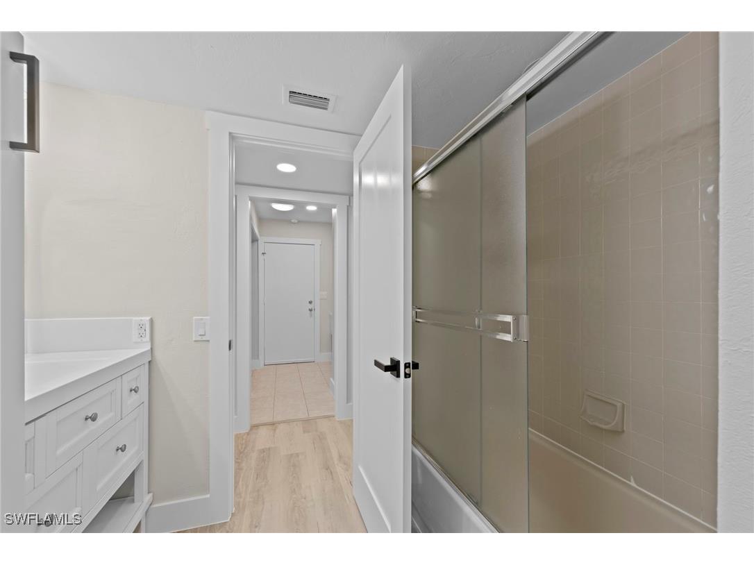 6114 Forest Villas Circle Fort Myers FL 33908 225083808 image33