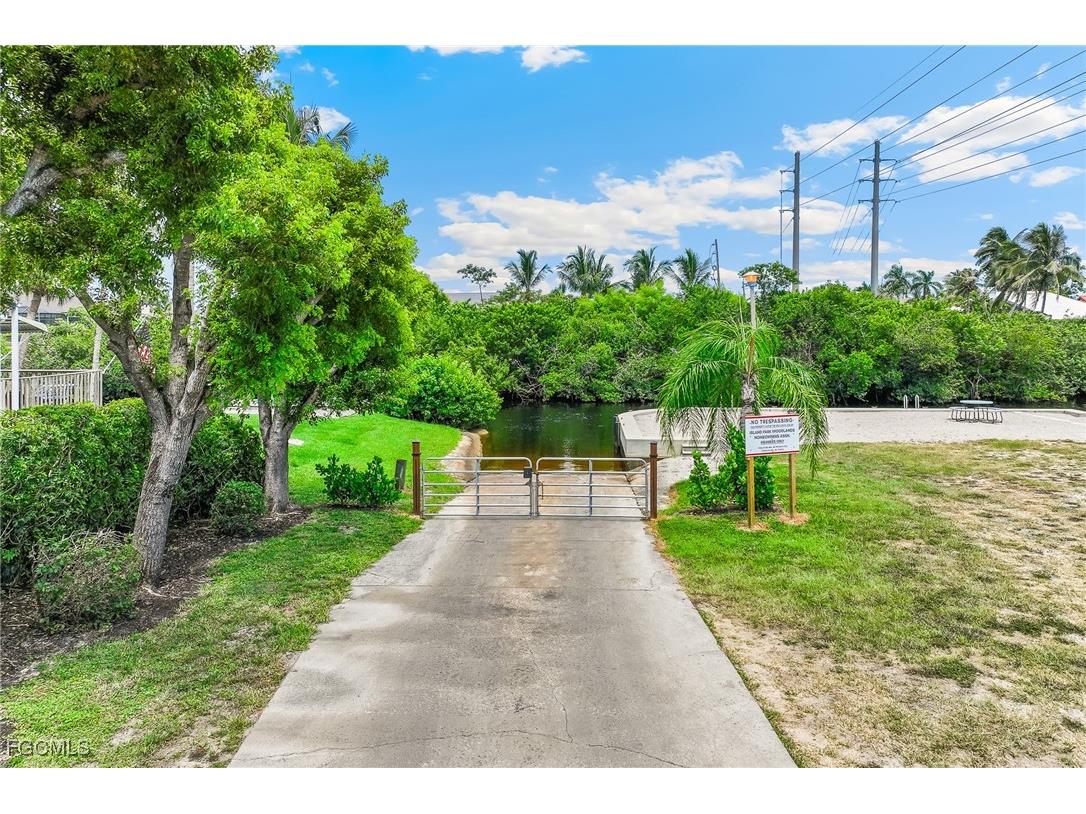 6118 Park Road Fort Myers FL 33908 2025013112 image18