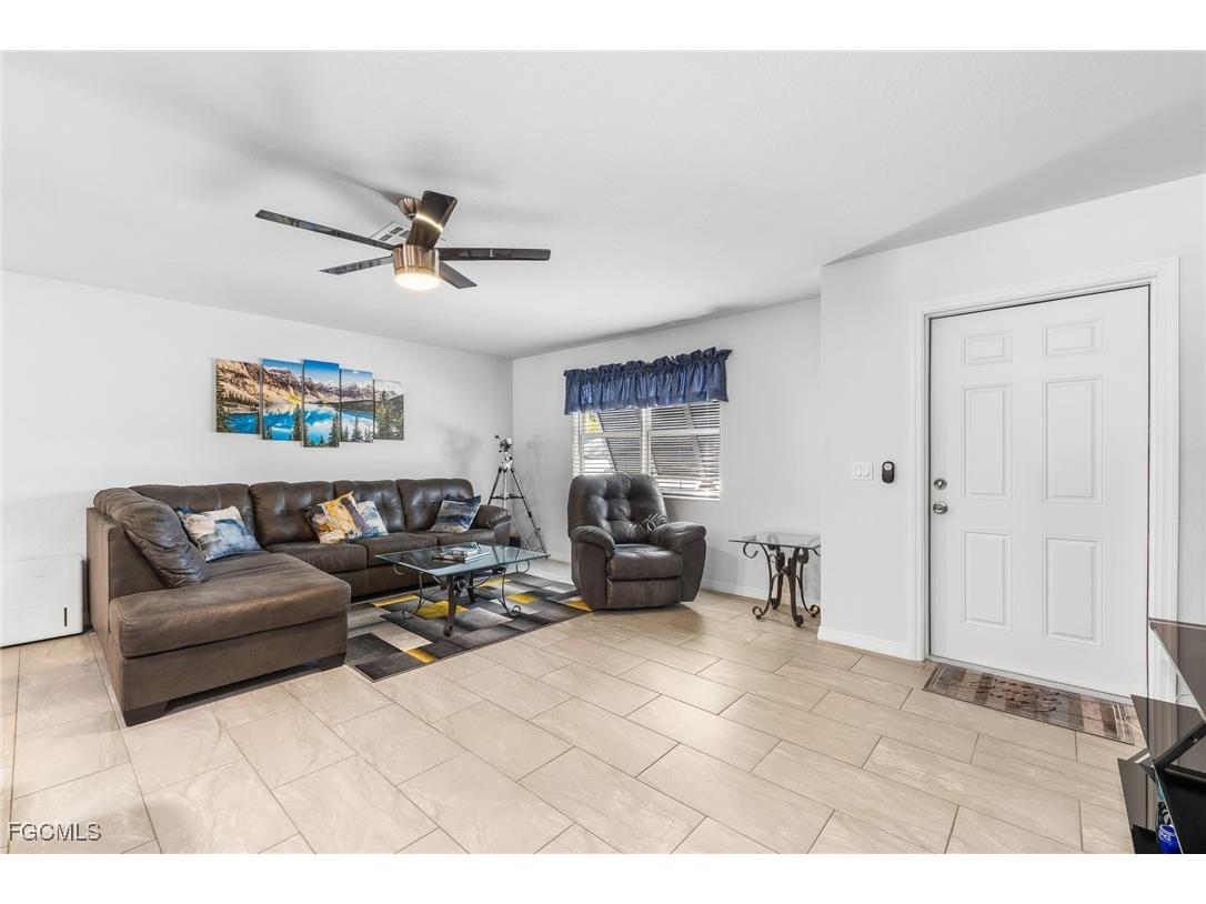 6118 Park Road Fort Myers FL 33908 2025013112 image5