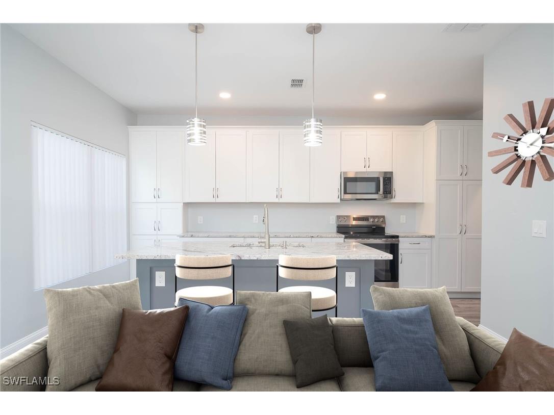 6119 Lake Front Drive Fort Myers FL 33908 226005470 image3