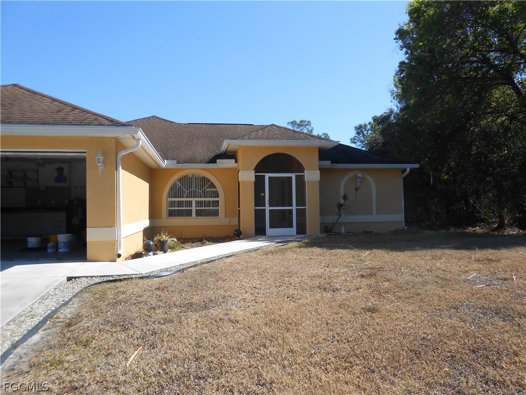 612 Mcarthur Avenue Lehigh Acres FL 33936 2026006774 image1