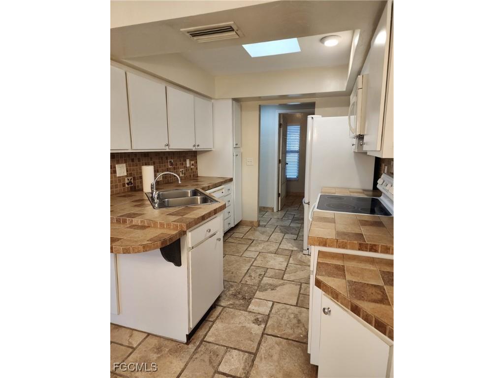 612 SW 8th Court Cape Coral FL 33991 2025004950 image13