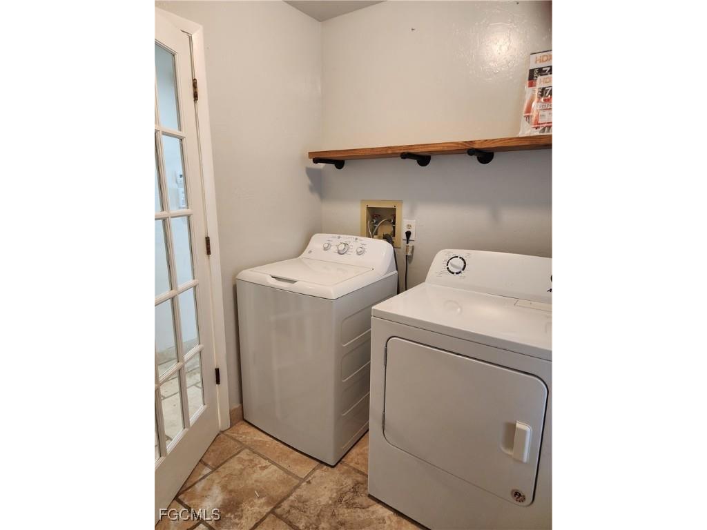 612 SW 8th Court Cape Coral FL 33991 2025004950 image23