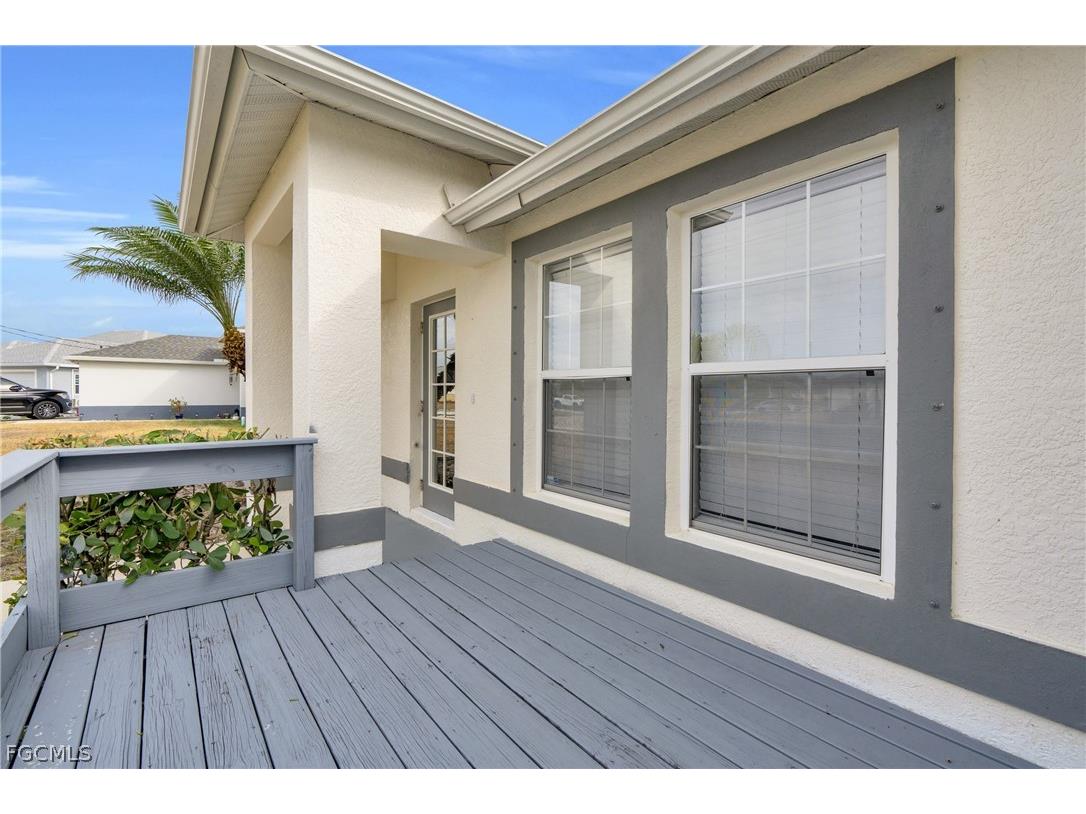 6121 Hutton Court Fort Myers FL 33905 2026005956 image4