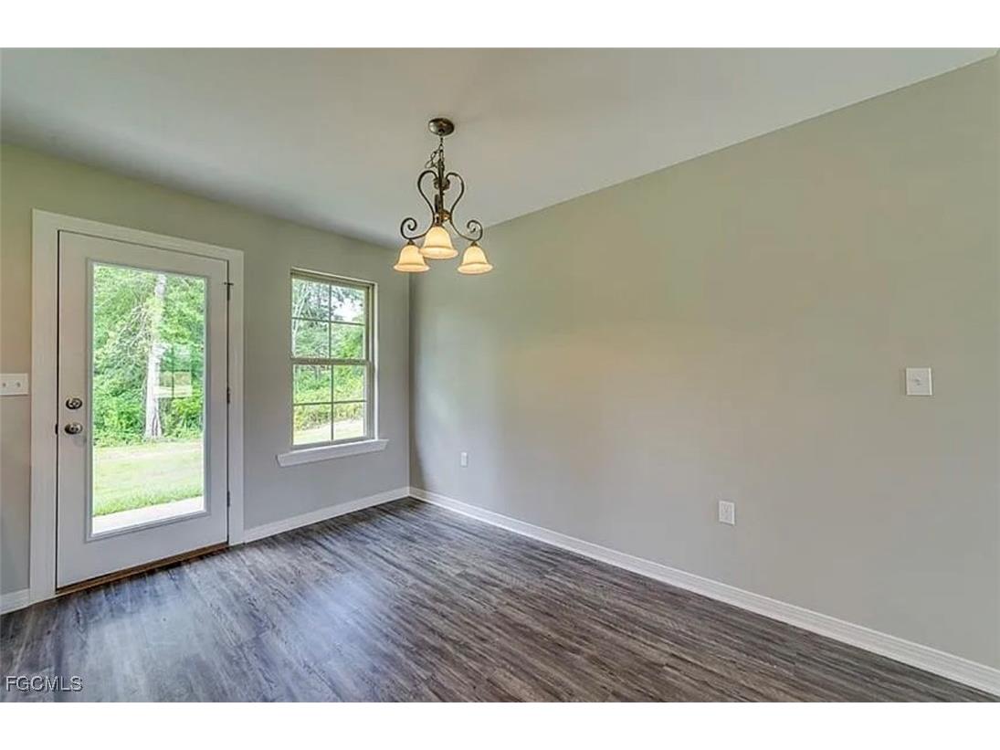 6123 Hendley Court Fort Myers FL 33905 2025010687 image12