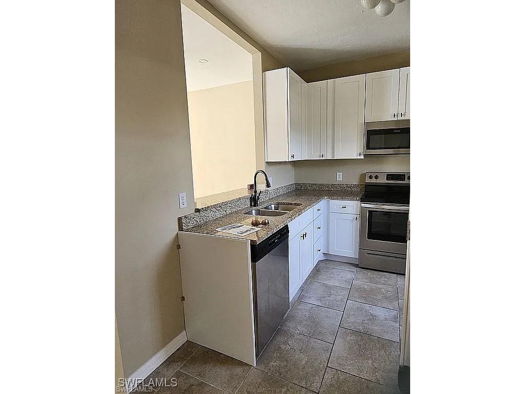 6123 Lake Front Drive Fort Myers FL 33908 225077231 image5