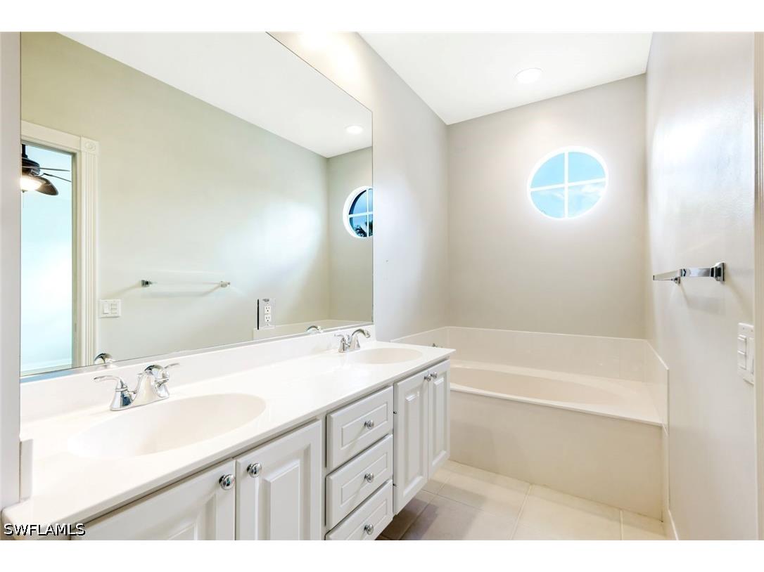 6124 Towncenter Circle Naples FL 34119 226017030 image18