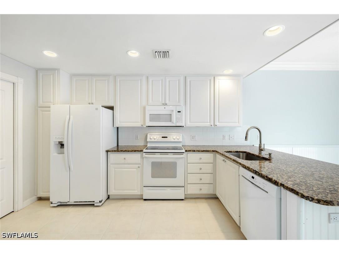 6124 Towncenter Circle Naples FL 34119 226017030 image4