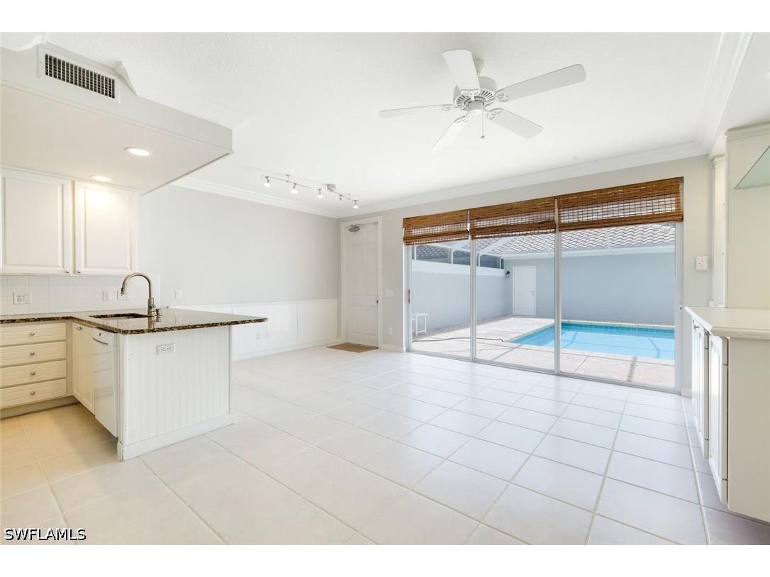 6124 Towncenter Circle Naples FL 34119 226017030 image9