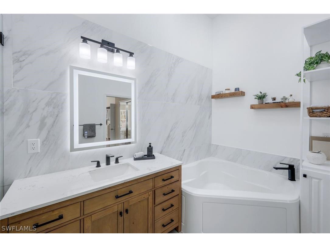 6125 Reserve Circle #1903 Naples FL 34119 226009556 image19