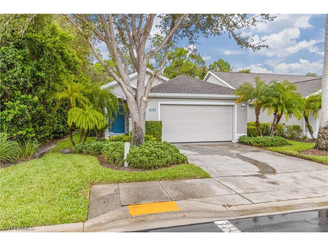 6128 Mandalay Circle #71 Naples FL 34112 223068917 image1