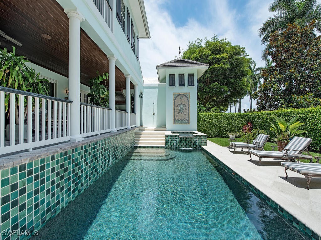 613 14th Avenue Naples FL 34102 226005369 image3