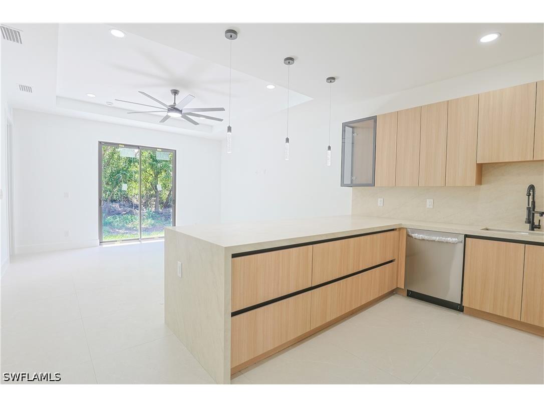 613/615 W 12th Street Lehigh Acres FL 33972 226015883 image3