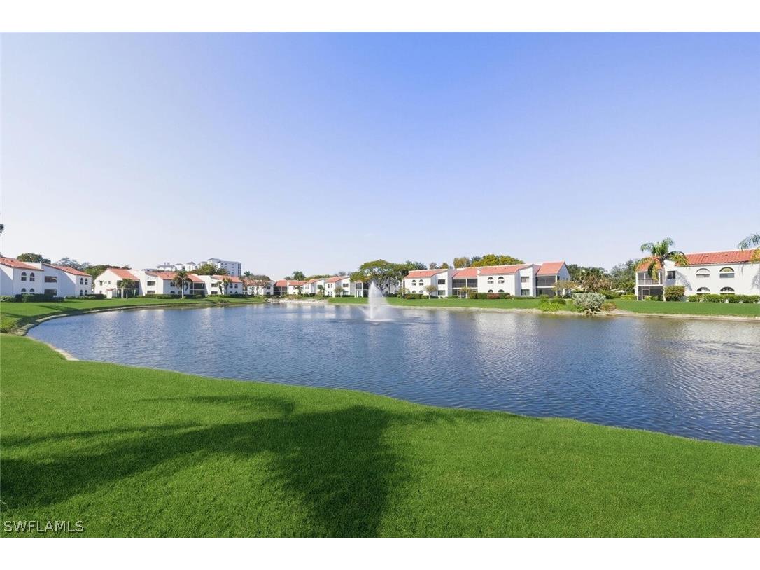 613 Beachwalk Circle #J-102 Naples FL 34108 226007011 image1