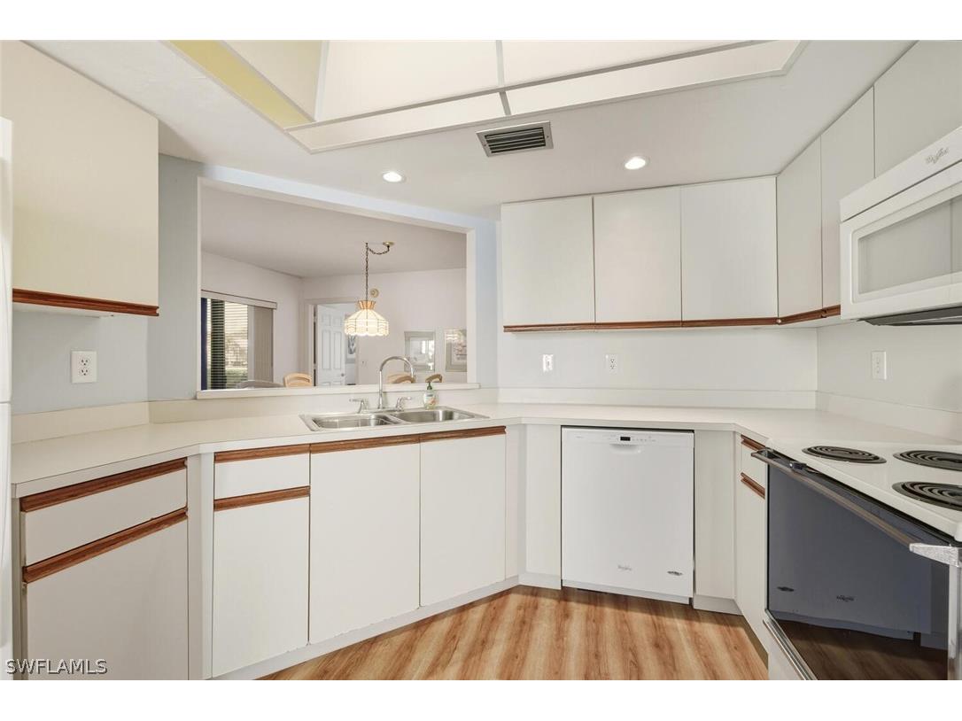 613 Beachwalk Circle #J-102 Naples FL 34108 226007011 image11