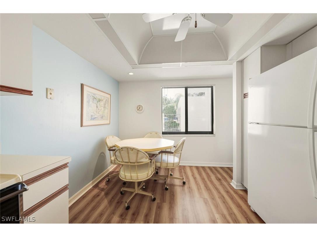 613 Beachwalk Circle #J-102 Naples FL 34108 226007011 image12