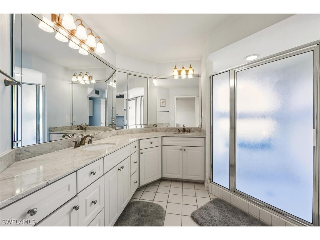 613 Beachwalk Circle #J-102 Naples FL 34108 226007011 image2