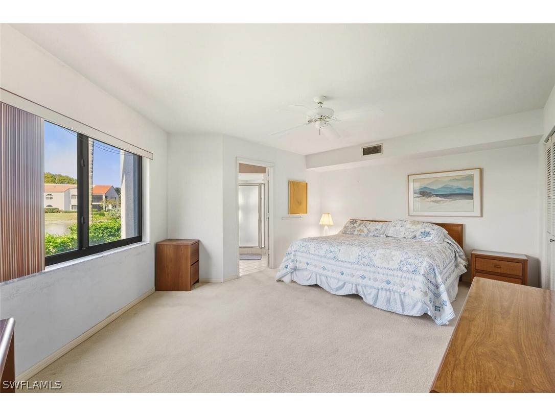 613 Beachwalk Circle #J-102 Naples FL 34108 226007011 image3