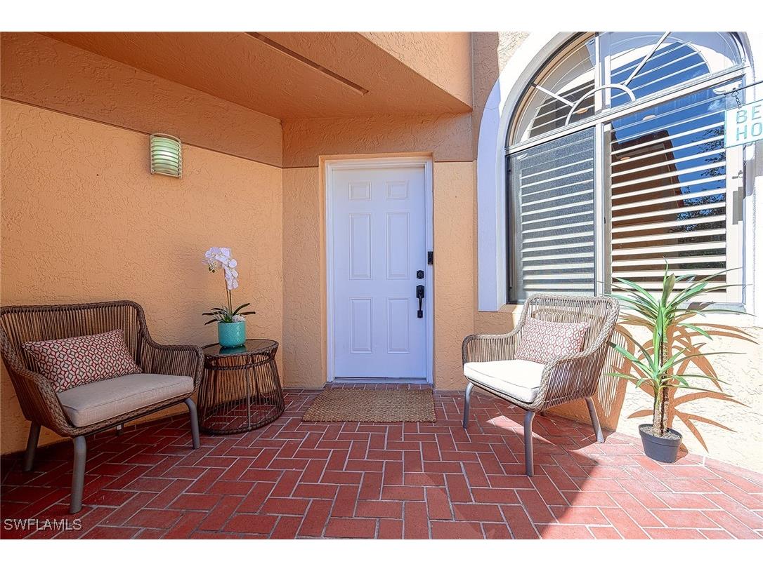 613 Beachwalk Circle #J-204 Naples FL 34108 225071602 image3