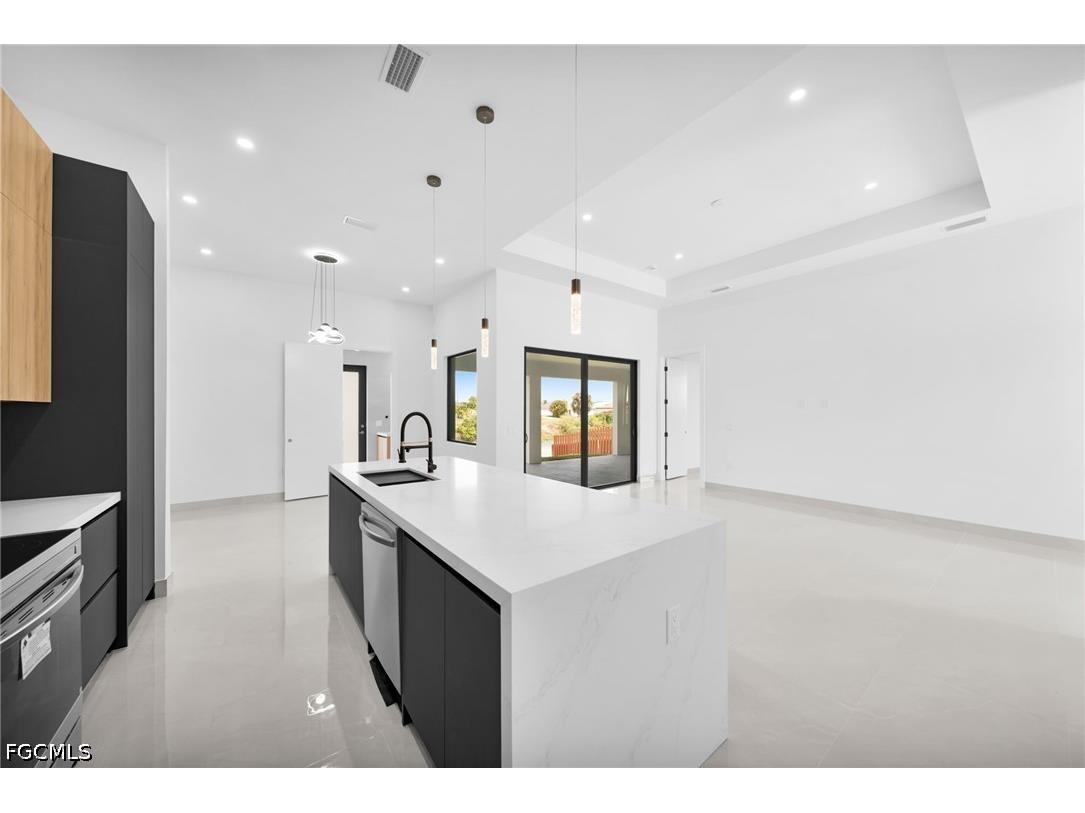 613 Gleason Parkway Cape Coral FL 33914 2026012378 image11