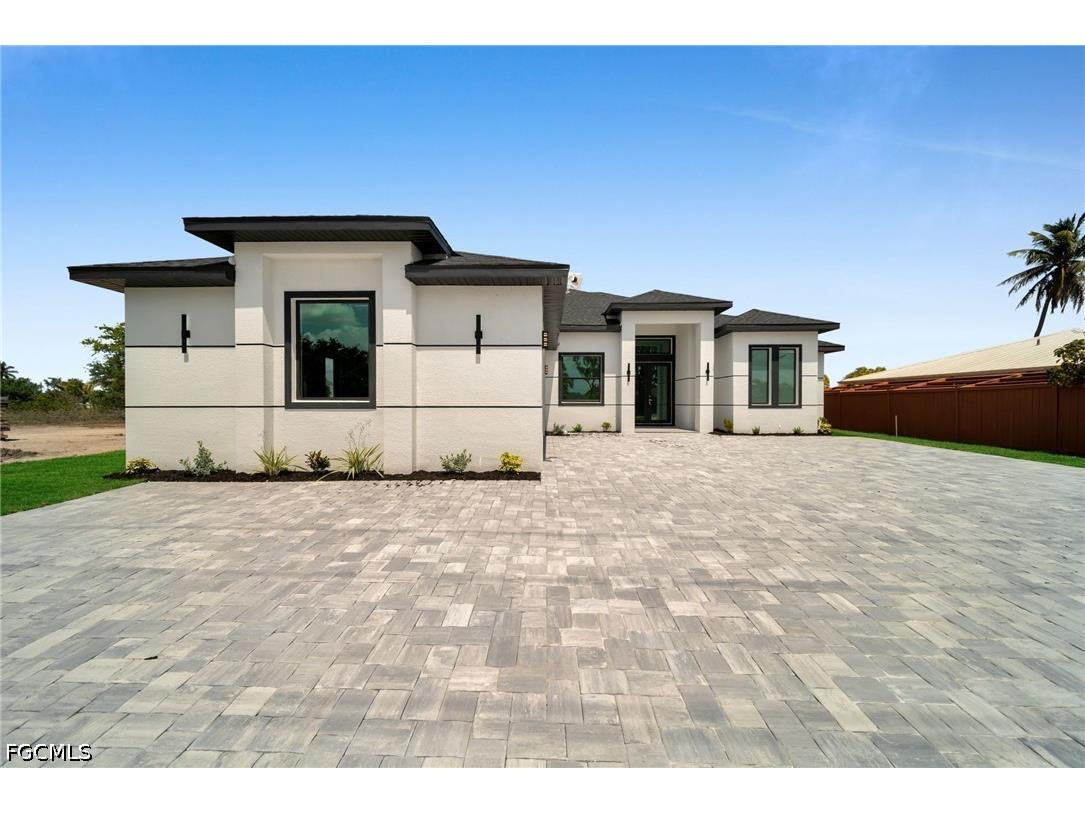 613 Gleason Parkway Cape Coral FL 33914 2026012378 image2