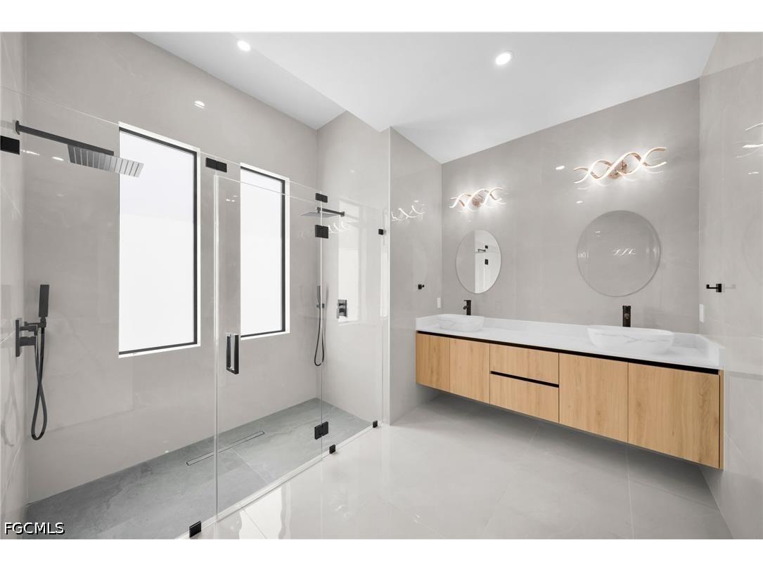 613 Gleason Parkway Cape Coral FL 33914 2026012378 image35