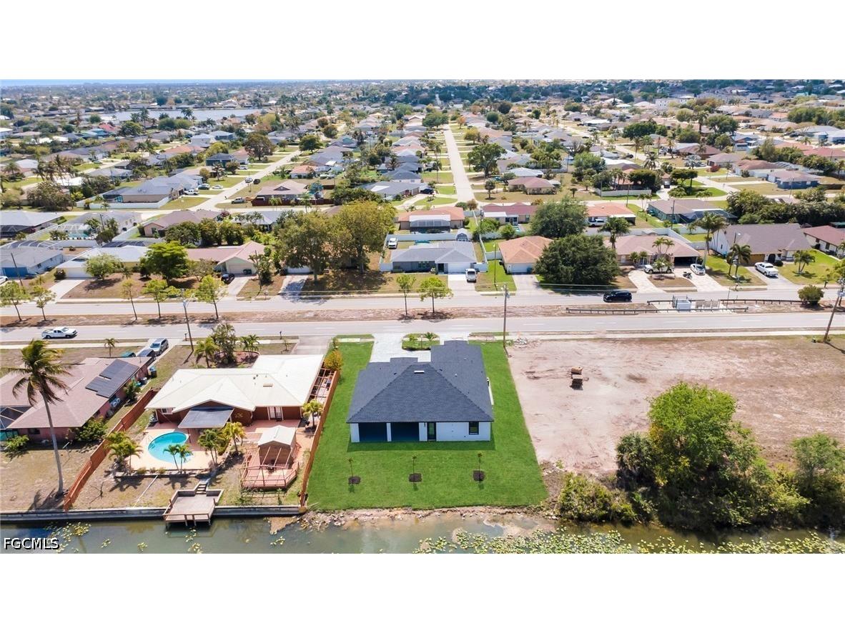 613 Gleason Parkway Cape Coral FL 33914 2026012378 image44