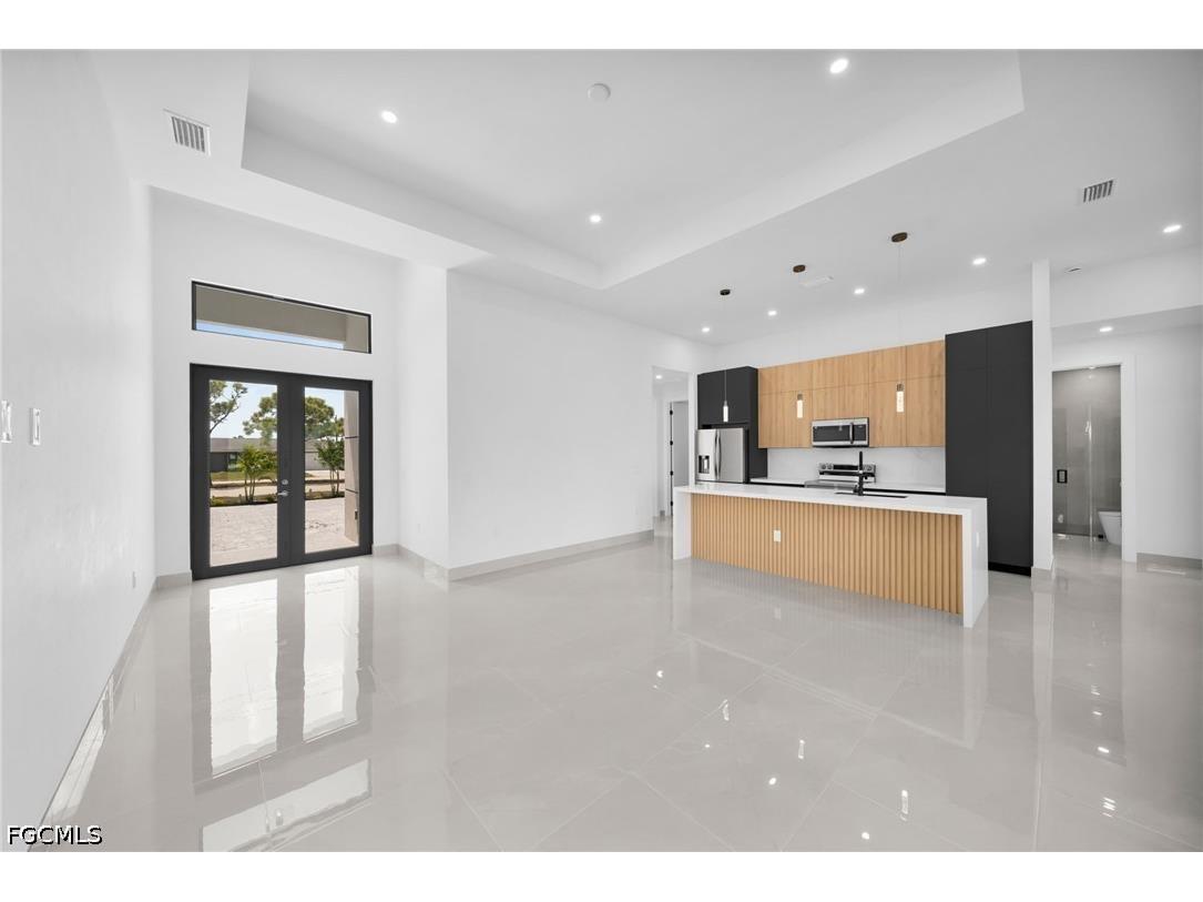 613 Gleason Parkway Cape Coral FL 33914 2026012378 image7